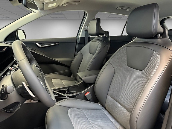 Kia Niro 8 of 19
