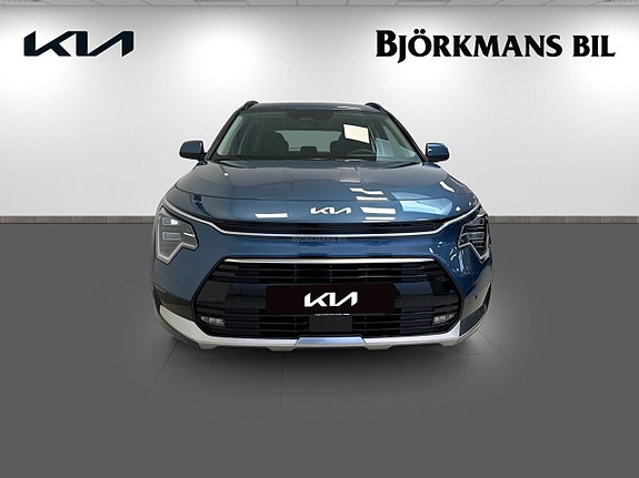 Kia Niro 2 of 19