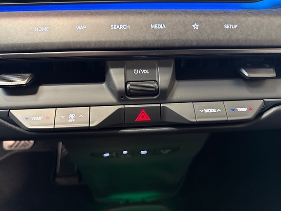 Kia EV9 13 of 27