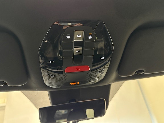 Kia EV9 23 of 27