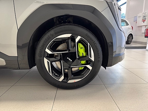 Kia EV9 15 of 27