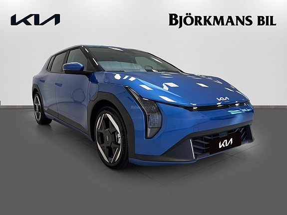 Kia EV4 3 of 5