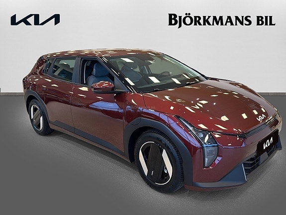 Kia EV4 3 of 5