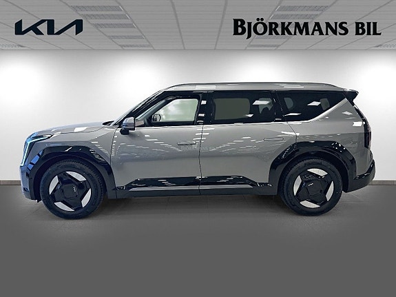 Kia EV9 4 of 25