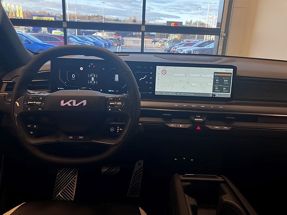 Kia EV9 7 of 27