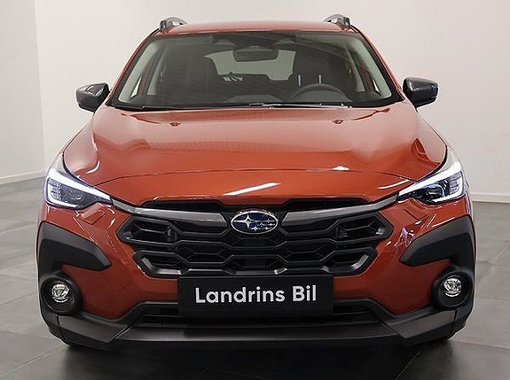 Subaru Crosstrek 2 of 5