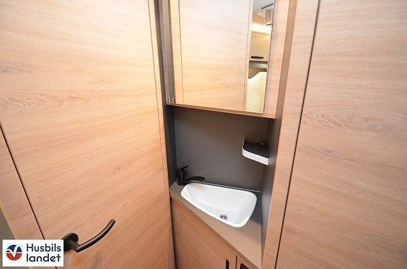 Knaus L!VE WAVE PLATINUM SELECTION 650 MF 8 of 10