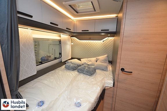 Knaus L!VE WAVE PLATINUM SELECTION 650 MF 6 of 10