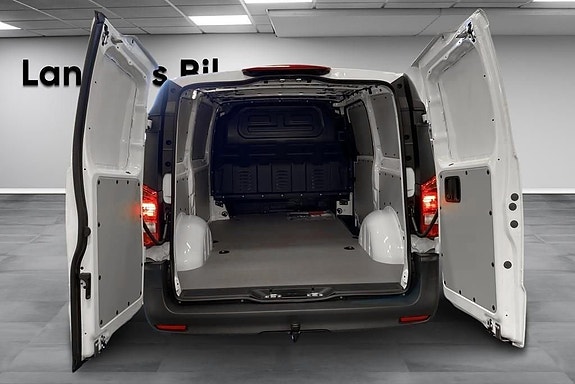 Mercedes-Benz Vito 116 22 of 23