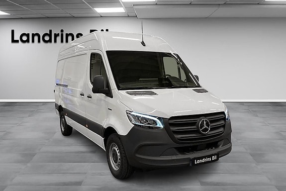 Mercedes-Benz eSprinter 314 2 of 25