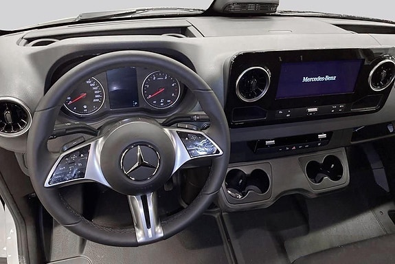 Mercedes-Benz Sprinter 319 8 of 29