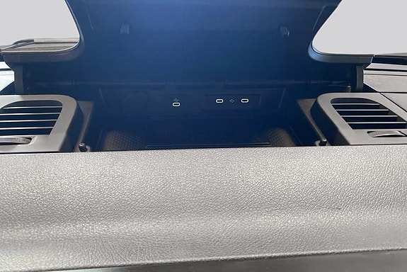 Mercedes-Benz Sprinter 208 19 of 21