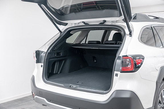 Subaru Outback 13 of 27