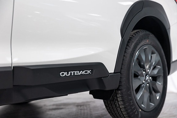 Subaru Outback 12 of 27