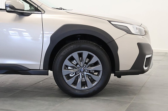 Subaru Outback 6 of 15