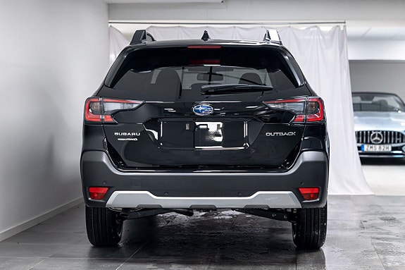 Subaru Outback 4 of 27