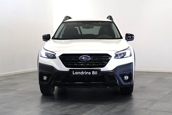 Subaru Outback 2 of 5