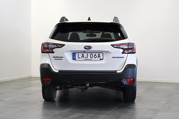 Subaru Outback 4 of 5