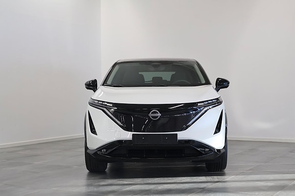 Nissan Ariya 2 of 5