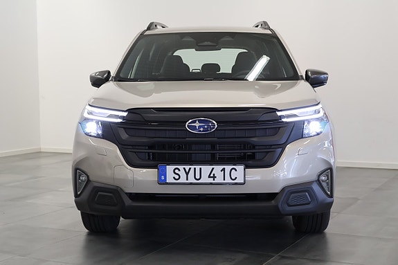 Subaru Forester 2 of 5