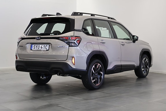 Subaru Forester 3 of 5