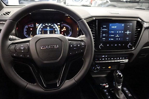 Isuzu D-max 10 of 16