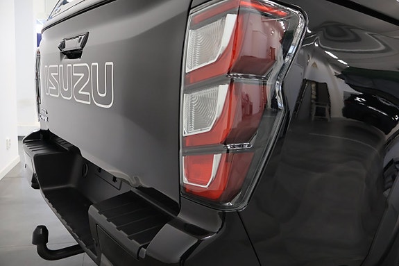 Isuzu D-max 6 of 18