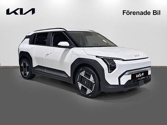Kia EV3 3 of 19