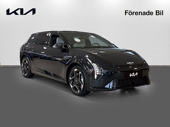 Kia EV4 3 of 20