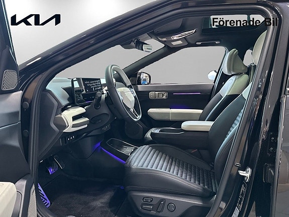 Kia EV4 8 of 20