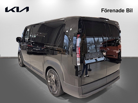 Kia PV5 4 of 15