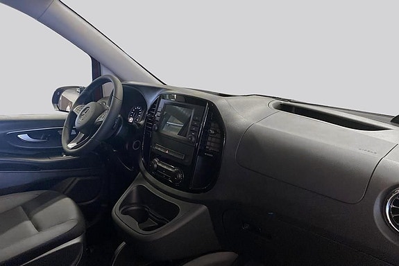 Mercedes-Benz eVito 112 9 of 12