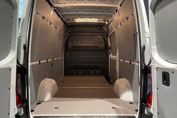 Mercedes-Benz Sprinter 314 12 of 16