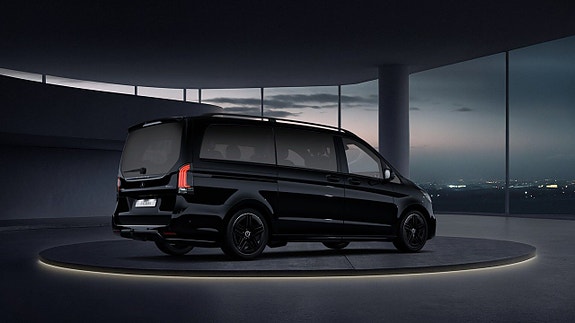 Mercedes-Benz V300 d 8 of 17