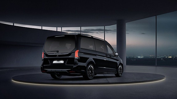Mercedes-Benz V300 d 10 of 17