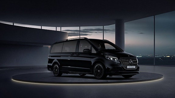 Mercedes-Benz V300 d 4 of 5