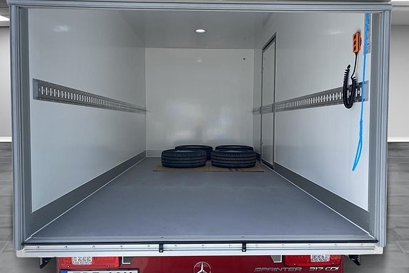 Mercedes-Benz Sprinter 317 14 of 18
