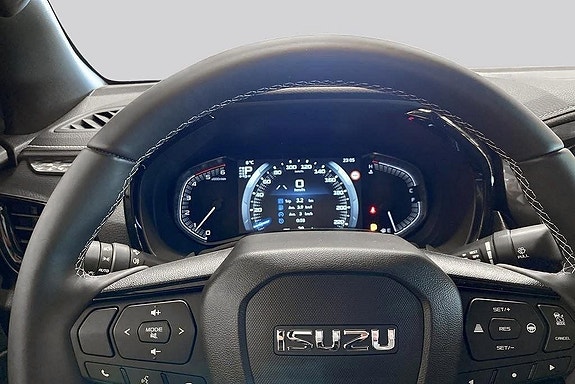 Isuzu D-max 9 of 12