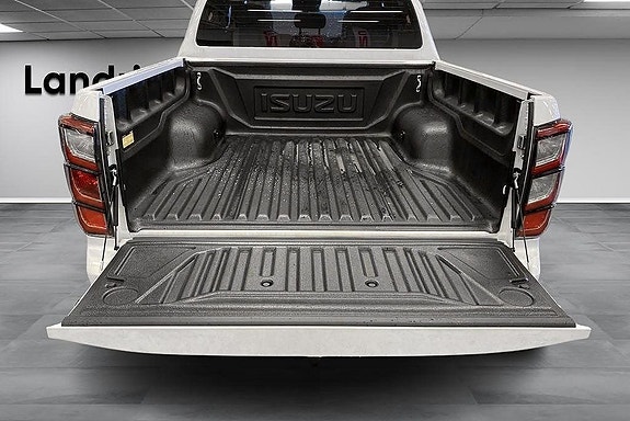 Isuzu D-max 7 of 12