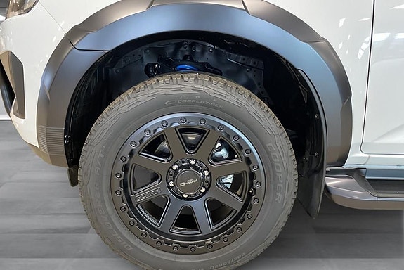 Isuzu D-max 16 of 18