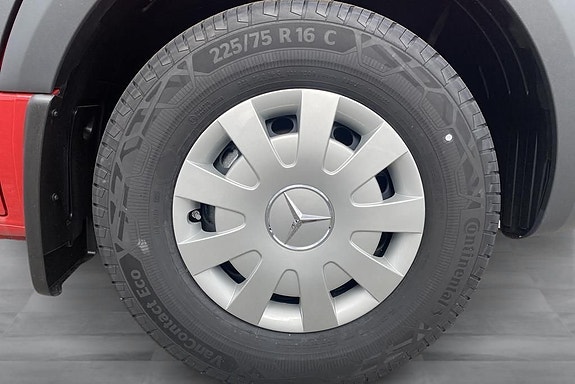 Mercedes-Benz eSprinter 420 18 of 18