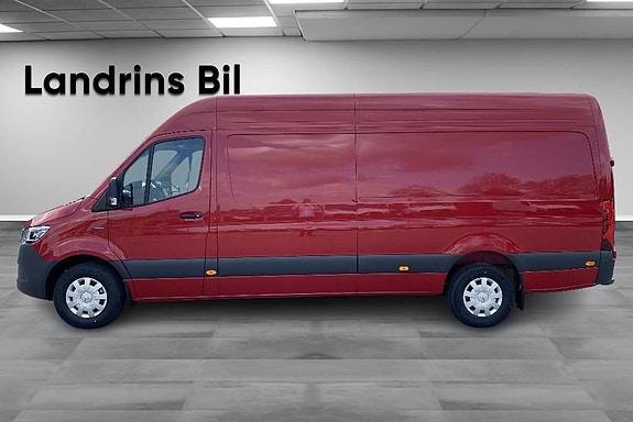 Mercedes-Benz eSprinter 420 4 of 18