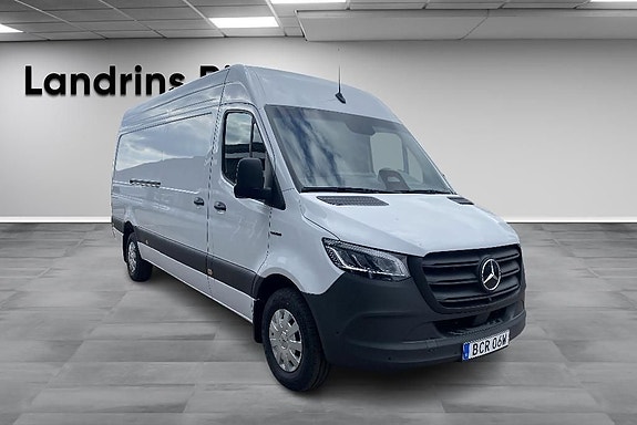 Mercedes-Benz eSprinter 420 3 of 17