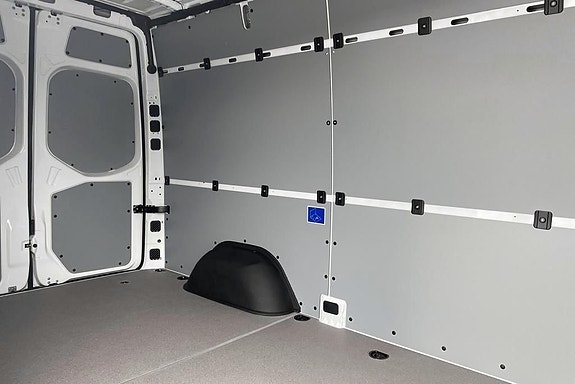 Mercedes-Benz eSprinter 414 18 of 23
