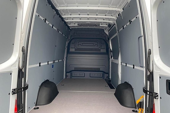Mercedes-Benz eSprinter 414 14 of 23