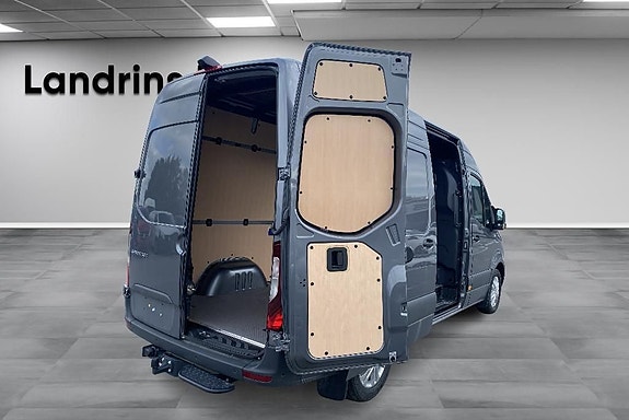 Mercedes-Benz Sprinter 319 18 of 20
