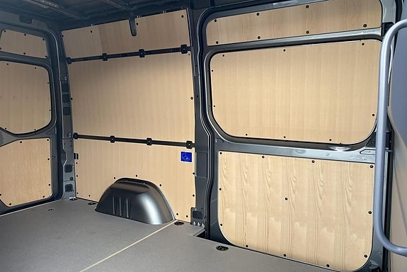 Mercedes-Benz Sprinter 319 15 of 20