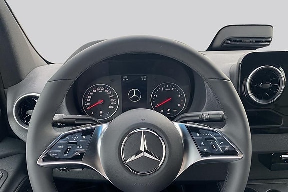 Mercedes-Benz Sprinter 319 10 of 20