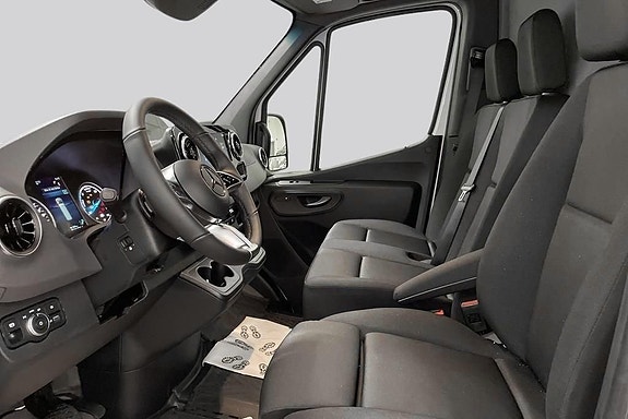 Mercedes-Benz eSprinter 420 11 of 11
