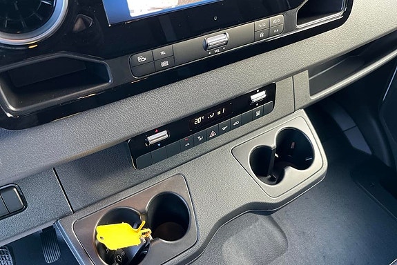 Mercedes-Benz eSprinter 314 12 of 14